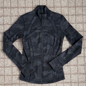 Women’s Like New Lululemon Define Jacket Black Gray Camo Size 6